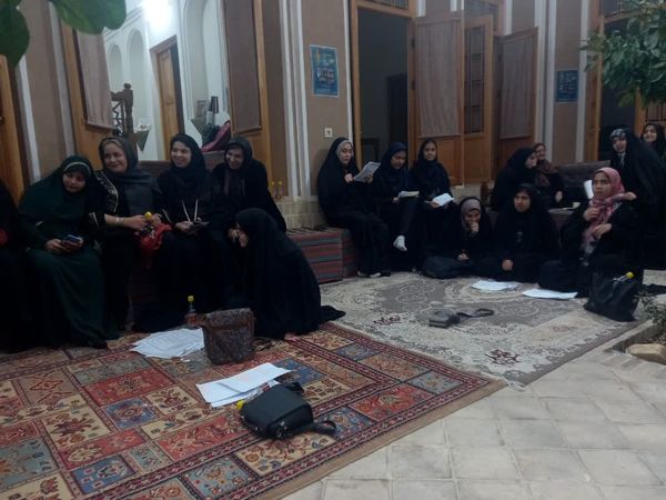 برگزاری مشاعره مهدوی در خانه شعر و ادب یزد