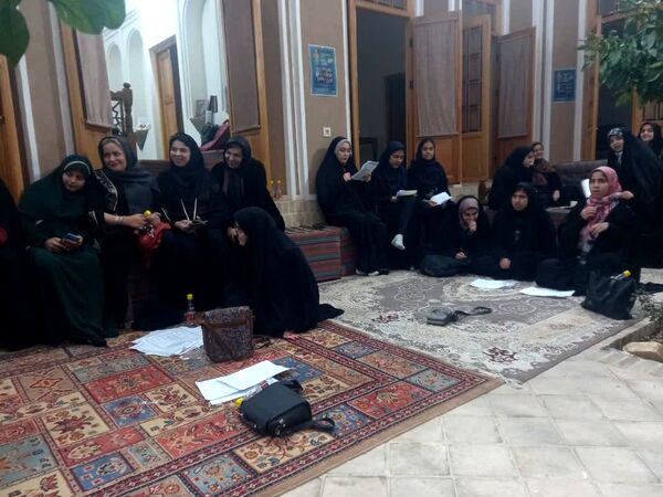 برگزاری مشاعره مهدوی در خانه شعر و ادب یزد