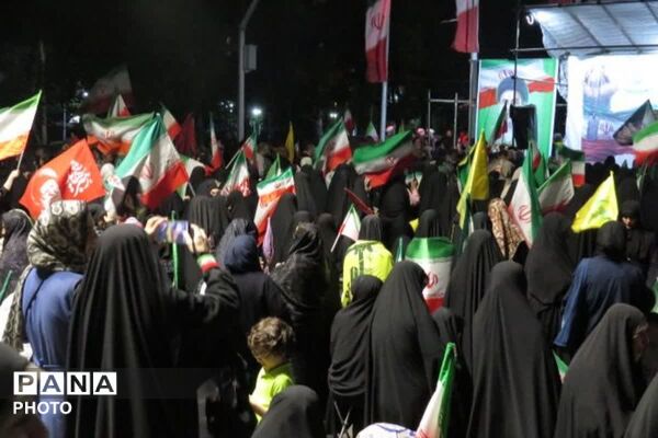 حضوری متفاوت در شبی به یادماندنی در سنگر خیابان