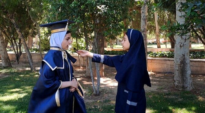 از الفبا تا آرزو؛ قاب ماندگار پایان دبستان