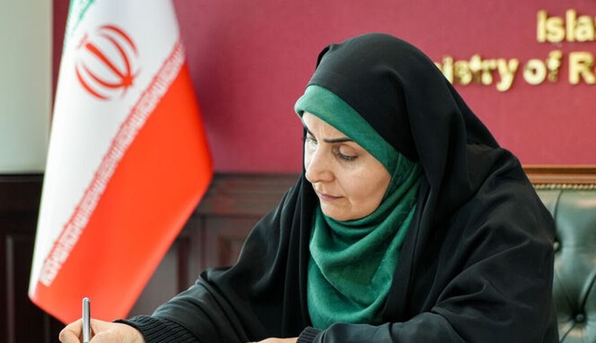 دعوت وزیر راه و شهرسازی از هموطنان برای حضور در مراسم تشییع رهبر شهید