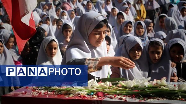 استقبال از پیکر شهید خوشنام در یازده مدرسه اشتهارد