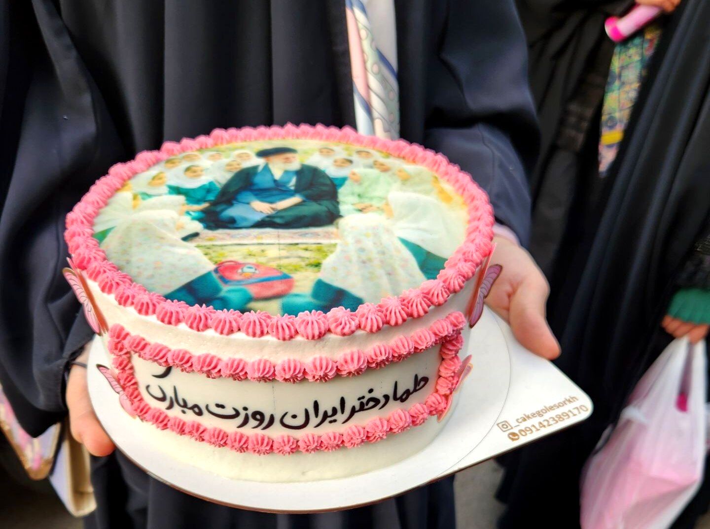 حمایت عاطفی از دختران، وظیفه انسانی و تربیتی جامعه فرهنگی است