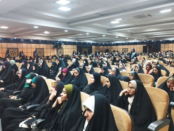 اختتامیه مدرسه انقلاب در بیرجند