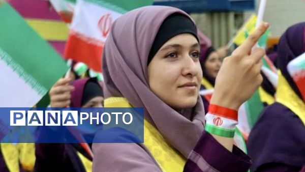 درخشش یاوران مقاومت، دختران انقلاب، در شهرستان شازند استان مرکزی