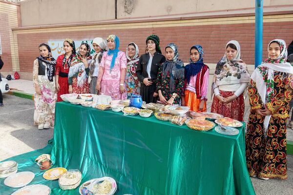 برگزاری المپیاد ورزشی دورن‌مدرسه‌ای در مدرسه حضرت خدیجه(س)بهارستان‌دو
