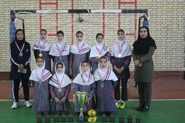 تیم فوتسال دانش‌آموزان دختر شهرستان دشتی قهرمان استان بوشهر