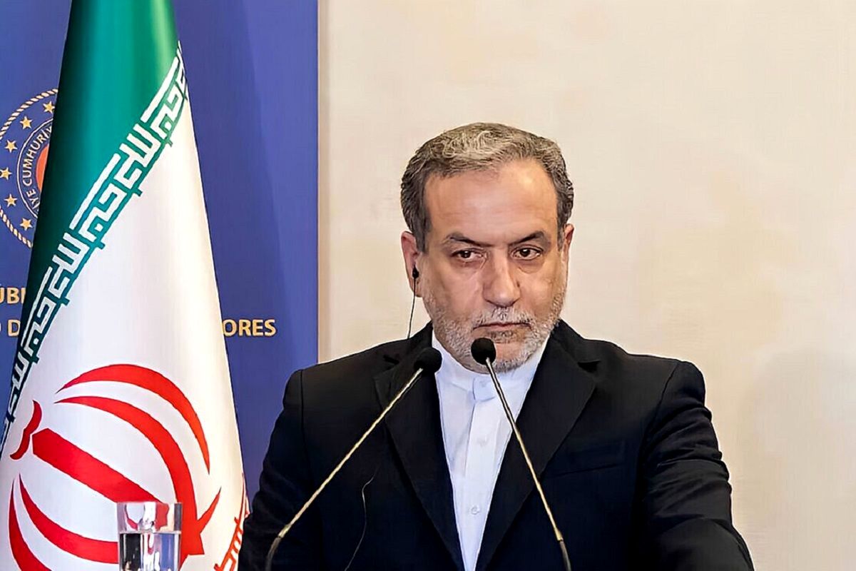 عراقچی: ایران تا زمان اعمال فشار حداکثری، مذاکره‌ای با آمریکا نخواهد داشت