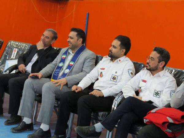 همایش پیشگیری از آسیب‌های چهارشنبه سوری در دبیرستان نرجس بجنورد