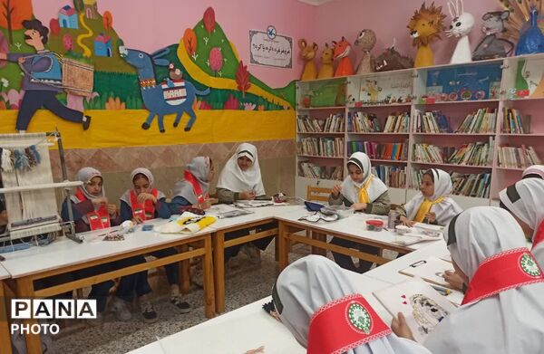 گرامیداشت هفته امور تربیتی در کانون پرورش فکری کودکان و نوجوانان مروست