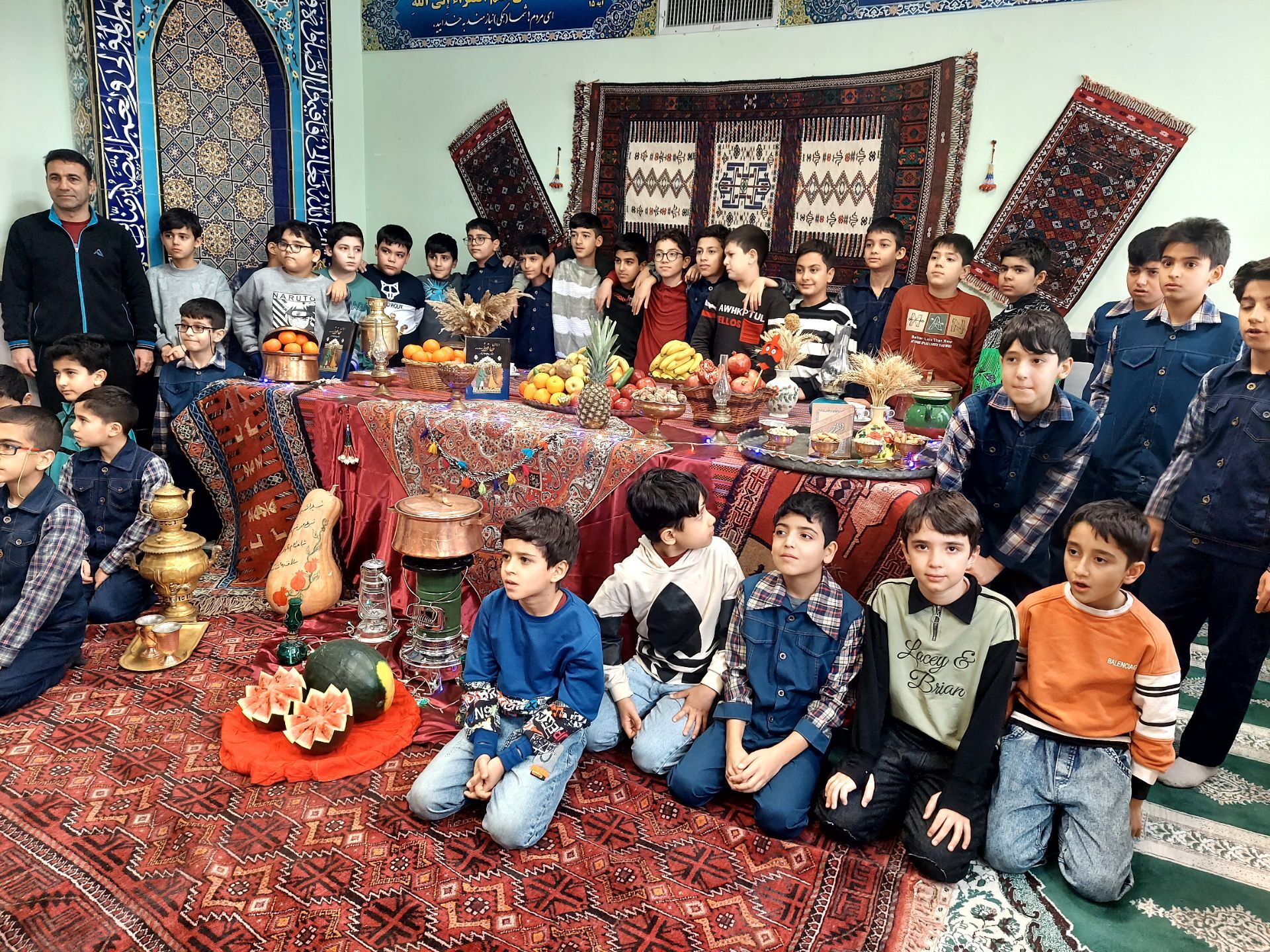 جشن یلدایی در مدرسه شهدای فرهنگی شهرستان شیروان