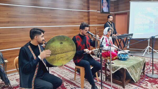 آیین گرامیداشت هفته پژوهش در شهرستان قائمشهر 