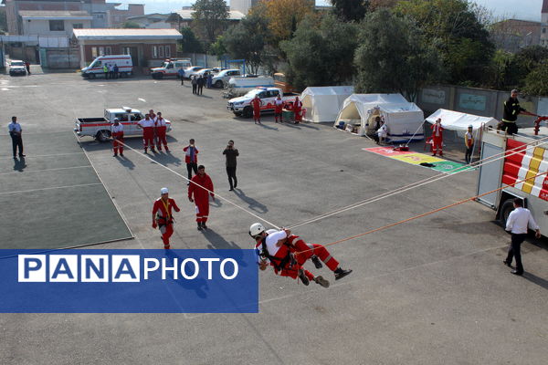 مانور سراسری زلزله و ایمنی مدارس در گلوگاه