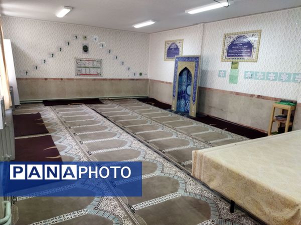 فضاسازی نمازخانه مدرسه الزهرای اهر برای مهر ماه