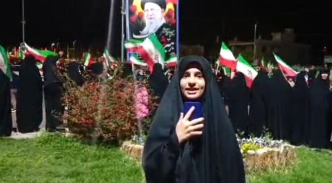 زنجیره انسانی و حضور خیابانی مردم ولایتمدار در تفت