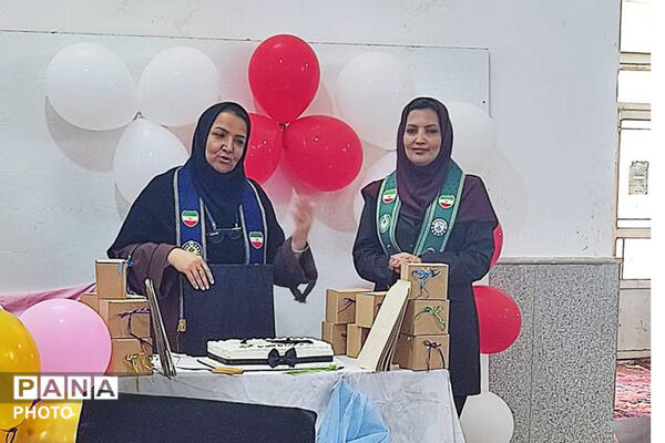 طلوع مهارت‌ها در جشن فارغ‌التحصیلی دانش‌آموزان دبستان دهگاه