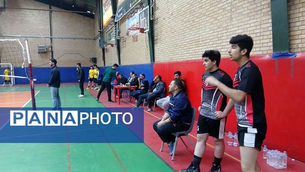 مسابقات والیبال بین مدرسه‌ای دانش‌آموزان ساوجبلاغ