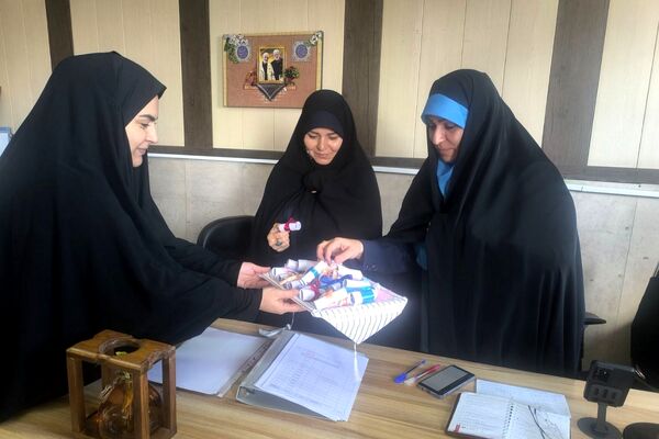 پاسداشت بزرگداشت حافظ شیرازی در اداره آموزش و پرورش ناحیه یک شهرری