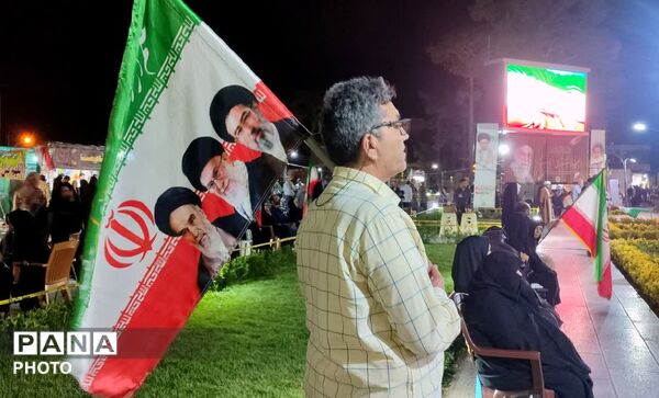 نجف آباد، نماد ایستادگی و مقاومت