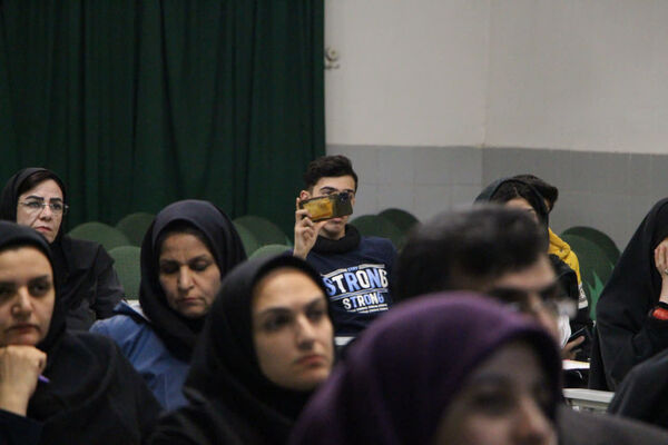 گردهمایی سفیران سلامت متوسطه اول و دوم مدارس یزد