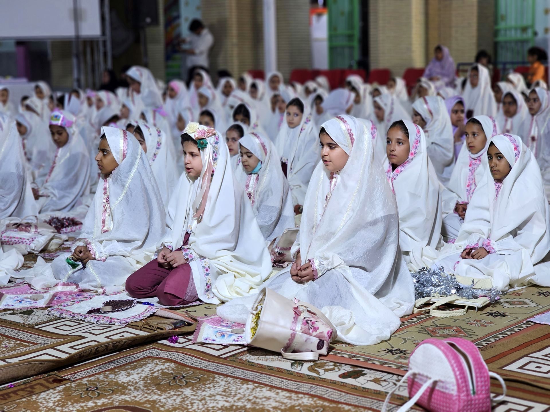 برگزاری جشن ویژه روزه اولی‌ها در حاجی آباد