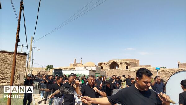 مراسم عزاداری در روز عاشورا همراه با حضور پر شور مردم روستای شوریاب
