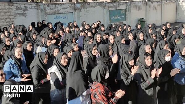 افتتاحیه المپیاد ورزشی در دبیرستان دخترانه پروین اعتصامی