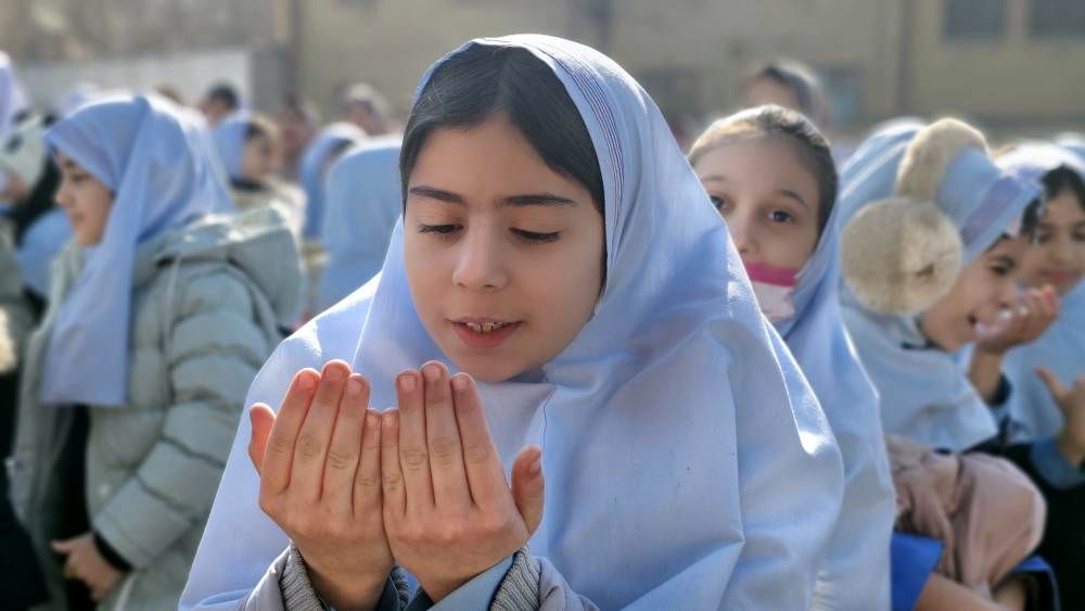 مراسم بزرگداشت شهادت حضرت زینب (س) در مدرسه حافظ