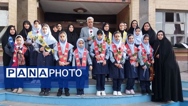 آغاز سال تحصیلی جدید باحضور مسئولان در دبستان فرهنگیان ۲ مشهد