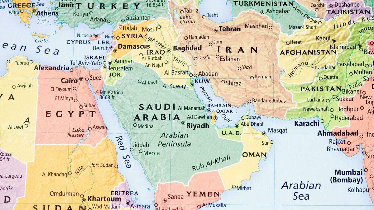 مسئولیت بین‌المللی کشورهای همسایه در تجاوز به ایران