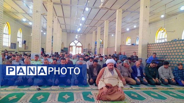 تقدیر از برگزیدگان مسابقات فرهنگی هنری حاجی‌آباد