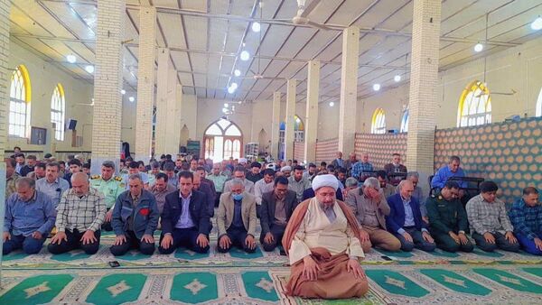 تقدیر از برگزیدگان مسابقات فرهنگی هنری حاجی‌آباد