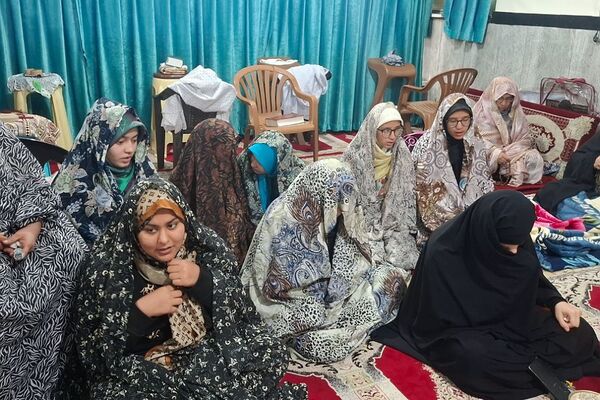 مراسم اعتکاف در مسجد امام حسین(ع) ناحیه یک شهرری