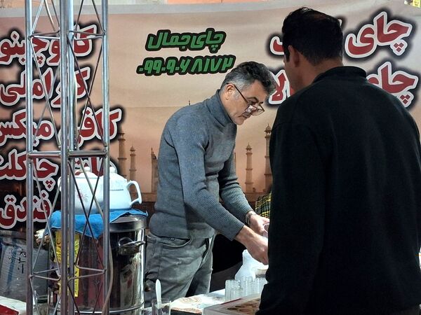 نمایشگاه عرضه مستقیم کالا ،سوغات و هدایا، صنایع دستی در شهرستان کاشمر 