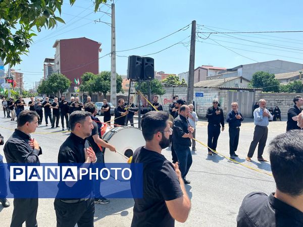 عاشورای حسینی در نور