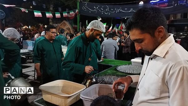 چایخانه فاطمه الزهرا در هشتاد و دومین شب از اجتماعات مردمی نیشابور 