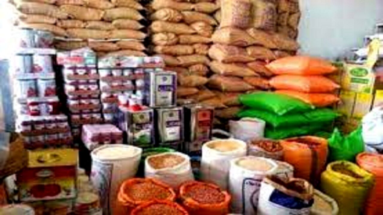 نظارت ویژه تعزیرات بر اجرای طرح کالابرگ در فروشگاه‌ها