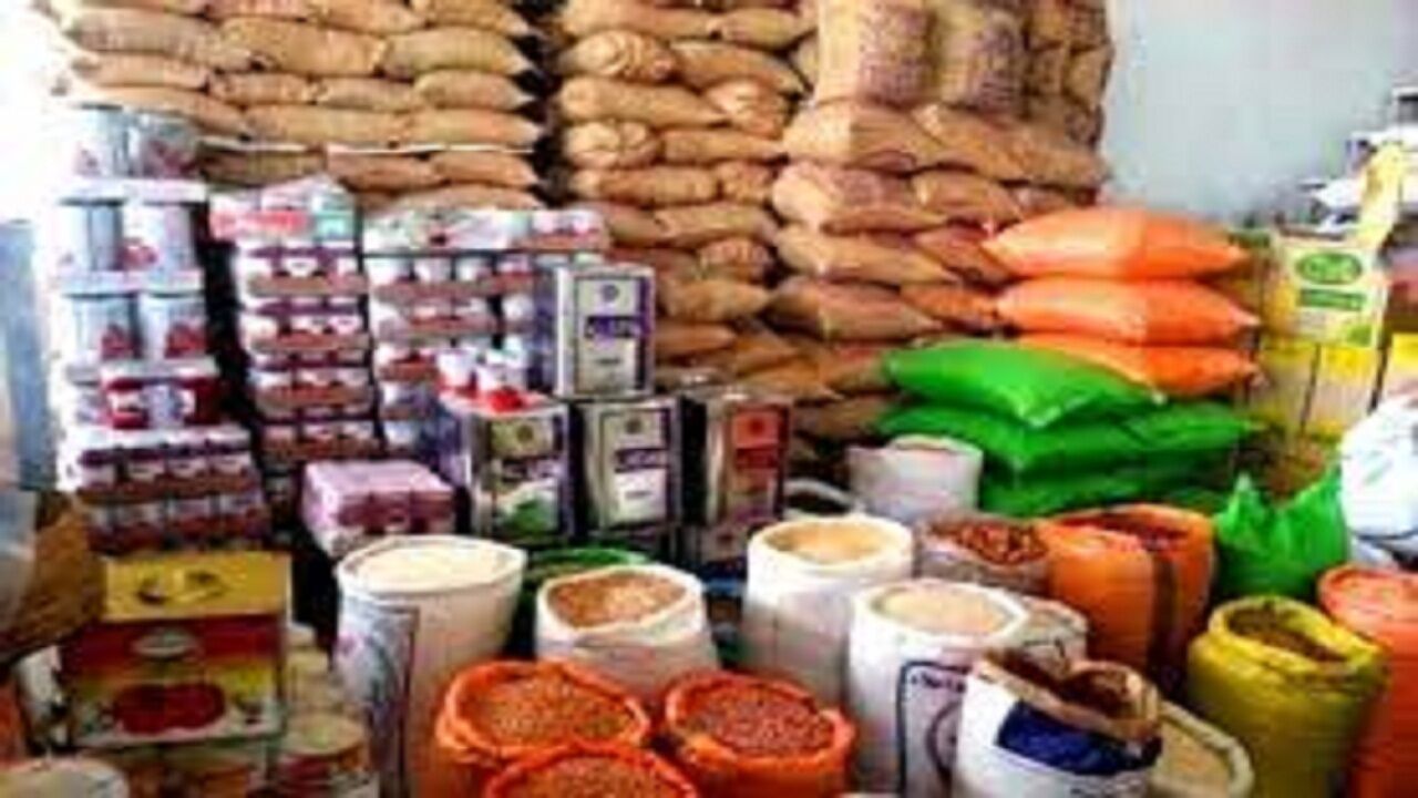 نظارت ویژه تعزیرات بر اجرای طرح کالابرگ در فروشگاه‌ها