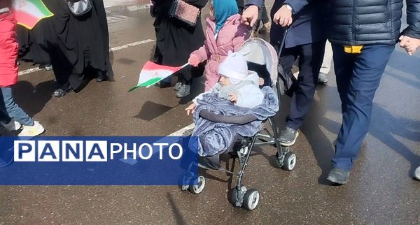 خروش مردم مشهدی در یوم الله ۲۲ بهمن