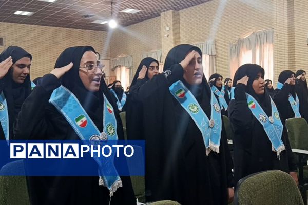 همایش یاوران انقلاب و جشن مدرسه‌ای ایرانمون در شیراز