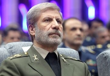 تمام تحرکات دشمن را رصد می‌کنیم و برای پاسخگویی قاطعانه آماده ‌هستیم‌