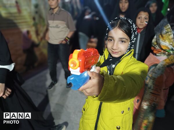 موکبِ کودک و نوجوانان در تجمعات شبانه شهر فارسان