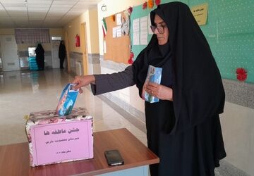 جشن نیکوکاری در دبیرستان معصومیه  برگزار شد