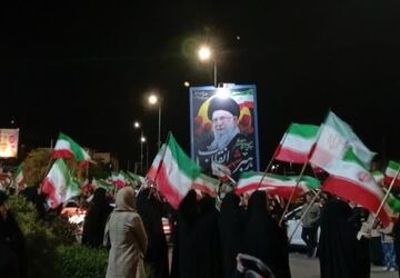 راهپیمایی فرهنگیان تفتی و گرامیداشت چهلم شهدای میناب