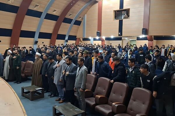 آیین بدرقه و افتتاح اردوی راهیان نور دانش‌آموزان پسر شهرری