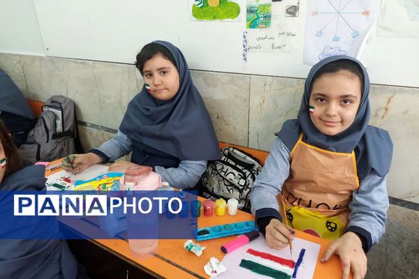 مدارس اسلامشهر یکصدا در جشن انقلاب 