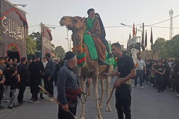 بانگ چاووش محرم و لبیک یاحسین در شهر بهمن