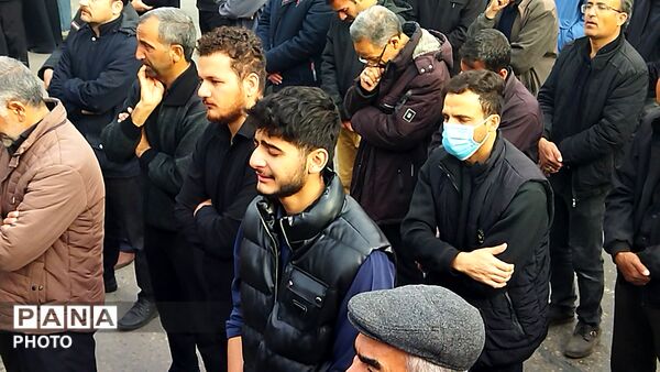 شهر نیشابور مشکی پوش شدـ۳