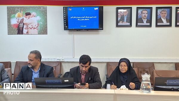 نشست خبری اصحاب رسانه با مدیرکل آموزش‌وپرورش استان البرز