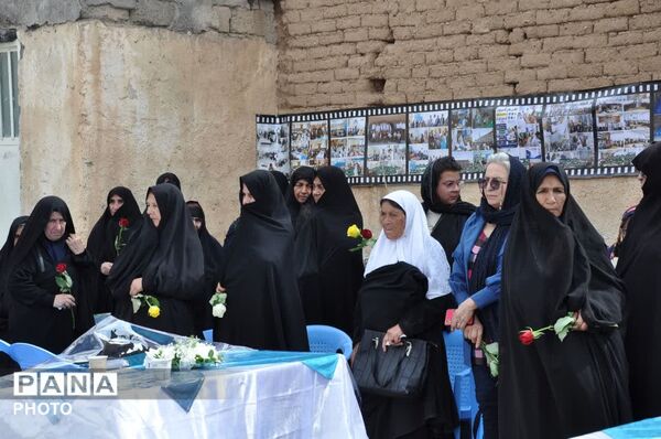 پیوند قلب‌ها در خانه جوان بخش لاران؛ بزرگداشت روز سالمند